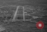 Standbild Osan-ni-Air Base K-55 Korea, 1953, aus Sekunde 5 historischem Filmmaterial Videoclip 65675044812