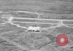Standbild Osan-ni-Air Base K-55 Korea, 1953, aus Sekunde 20 historischem Filmmaterial Videoclip 65675044812