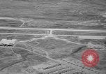 Standbild Osan-ni-Air Base K-55 Korea, 1953, aus Sekunde 27 historischem Filmmaterial Videoclip 65675044812