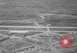 Standbild Osan-ni-Air Base K-55 Korea, 1953, aus Sekunde 39 historischem Filmmaterial Videoclip 65675044812