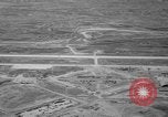 Standbild Osan-ni-Air Base K-55 Korea, 1953, aus Sekunde 40 historischem Filmmaterial Videoclip 65675044812
