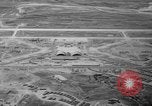 Standbild Osan-ni-Air Base K-55 Korea, 1953, aus Sekunde 49 historischem Filmmaterial Videoclip 65675044812