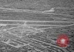 Standbild Osan-ni-Air Base K-55 Korea, 1953, aus Sekunde 61 historischem Filmmaterial Videoclip 65675044812