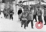 Standbild Alpine Tragödie Österreich, 1954, aus Sekunde 50 historischem Filmmaterial Videoclip 65675044813
