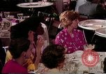 Standbild Mutter Teresa Washington DC USA, 1986, aus Sekunde 58 historischem Filmmaterial Videoclip 65675044842