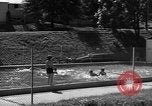 Image piscine United States USA, 1949, de la seconde 28 séquences d'archives historiques vidéo 65675044857