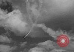 Standbild Kunstflug mit Rauch United States USA, 1930, aus Sekunde 25 historischem Filmmaterial Videoclip 65675044878
