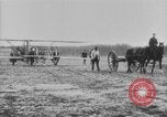 Standbild Wright Flyer LE MANS FRANKREICH, 1908, aus Sekunde 11 historischem Filmmaterial Videoclip 65675044880