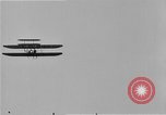 Standbild Wright Flyer LE MANS FRANKREICH, 1908, aus Sekunde 48 historischem Filmmaterial Videoclip 65675044880