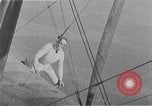 Standbild Stunts United States USA, 1920, aus Sekunde 10 historischem Filmmaterial Videoclip 65675044882