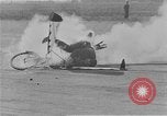 Standbild Test eine geflügelte ornithopter Fahrrad United States USA, 1937, aus Sekunde 17 historischem Filmmaterial Videoclip 65675044894