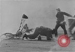 Standbild Test eine geflügelte ornithopter Fahrrad United States USA, 1937, aus Sekunde 24 historischem Filmmaterial Videoclip 65675044894
