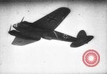 Standbild deutsche Bomber Dornier im Flug europäische Theater, 1939, aus Sekunde 1 historischem Filmmaterial Videoclip 65675044914