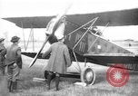 Standbild Amerikanische Doppeldecker Flugzeug Ersten Weltkrieg Europa, 1915, aus Sekunde 5 historischem Filmmaterial Videoclip 65675044917