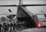 Standbild Fairchild C-123 Flugzeugen United States USA, 1960, aus Sekunde 17 historischem Filmmaterial Videoclip 65675044936