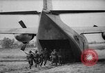 Standbild Fairchild C-123 Flugzeugen United States USA, 1960, aus Sekunde 25 historischem Filmmaterial Videoclip 65675044936