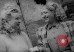 Standbild Parisern Paris Frankreich, 1946, aus Sekunde 4 historischem Filmmaterial Videoclip 65675044944