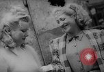 Standbild Parisern Paris Frankreich, 1946, aus Sekunde 5 historischem Filmmaterial Videoclip 65675044944