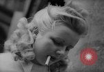 Standbild Parisern Paris Frankreich, 1946, aus Sekunde 12 historischem Filmmaterial Videoclip 65675044944