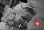Standbild Parisern Paris Frankreich, 1946, aus Sekunde 13 historischem Filmmaterial Videoclip 65675044944
