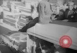 Standbild Parisern Paris Frankreich, 1946, aus Sekunde 19 historischem Filmmaterial Videoclip 65675044945