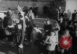 Standbild Parisern Paris Frankreich, 1946, aus Sekunde 25 historischem Filmmaterial Videoclip 65675044945