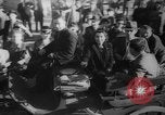 Standbild Parisern Paris Frankreich, 1946, aus Sekunde 31 historischem Filmmaterial Videoclip 65675044945