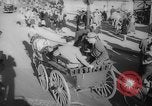 Standbild Parisern Paris Frankreich, 1946, aus Sekunde 36 historischem Filmmaterial Videoclip 65675044945