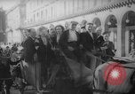 Standbild Parisern Paris Frankreich, 1946, aus Sekunde 54 historischem Filmmaterial Videoclip 65675044945