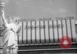 Immagine di Movie Theater Tokyo Giappone, 1949, secondo 18 filmato di repertorio 65675044952
