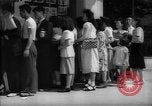 Immagine di Movie Theater Tokyo Giappone, 1949, secondo 30 filmato di repertorio 65675044952