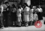 Immagine di Movie Theater Tokyo Giappone, 1949, secondo 33 filmato di repertorio 65675044952