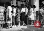 Immagine di Movie Theater Tokyo Giappone, 1949, secondo 46 filmato di repertorio 65675044952