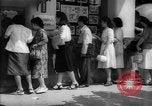 Immagine di Movie Theater Tokyo Giappone, 1949, secondo 55 filmato di repertorio 65675044952