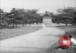 Immagine di Imperial Plaza Tokyo Giappone, 1949, secondo 16 filmato di repertorio 65675044956