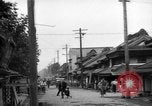 Standbild amerikanische Armee Jeep Koga Japan, 1945, aus Sekunde 13 historischem Filmmaterial Videoclip 65675044960