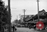 Standbild amerikanische Armee Jeep Koga Japan, 1945, aus Sekunde 17 historischem Filmmaterial Videoclip 65675044960