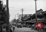 Standbild amerikanische Armee Jeep Koga Japan, 1945, aus Sekunde 23 historischem Filmmaterial Videoclip 65675044960
