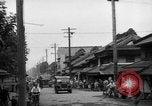 Standbild amerikanische Armee Jeep Koga Japan, 1945, aus Sekunde 25 historischem Filmmaterial Videoclip 65675044960