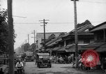 Standbild amerikanische Armee Jeep Koga Japan, 1945, aus Sekunde 27 historischem Filmmaterial Videoclip 65675044960
