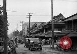Standbild amerikanische Armee Jeep Koga Japan, 1945, aus Sekunde 29 historischem Filmmaterial Videoclip 65675044960