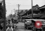 Standbild amerikanische Armee Jeep Koga Japan, 1945, aus Sekunde 35 historischem Filmmaterial Videoclip 65675044960