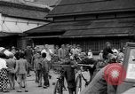 Standbild amerikanische Armee Jeep Koga Japan, 1945, aus Sekunde 46 historischem Filmmaterial Videoclip 65675044960
