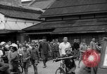 Standbild amerikanische Armee Jeep Koga Japan, 1945, aus Sekunde 49 historischem Filmmaterial Videoclip 65675044960