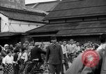 Standbild amerikanische Armee Jeep Koga Japan, 1945, aus Sekunde 56 historischem Filmmaterial Videoclip 65675044960