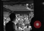 Standbild amerikanischer Soldat Koga Japan, 1945, aus Sekunde 17 historischem Filmmaterial Videoclip 65675044963