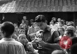 Standbild amerikanischer Soldat Koga Japan, 1945, aus Sekunde 26 historischem Filmmaterial Videoclip 65675044963