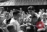 Standbild amerikanischer Soldat Koga Japan, 1945, aus Sekunde 29 historischem Filmmaterial Videoclip 65675044963