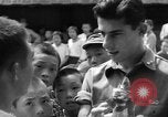 Standbild amerikanischer Soldat Koga Japan, 1945, aus Sekunde 42 historischem Filmmaterial Videoclip 65675044963