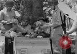 Standbild Vereinigten Staaten Marines Guadalcanal Salomonen, 1943, aus Sekunde 25 historischem Filmmaterial Videoclip 65675044987